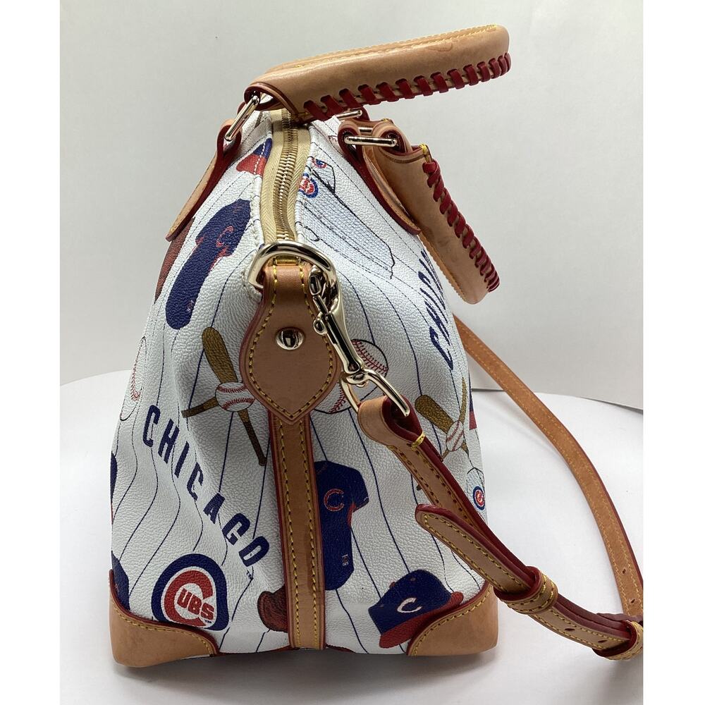 Dooney & Bourke Chicago Cubs Shoulder Hand Bag Rare - Picture 3 of 13